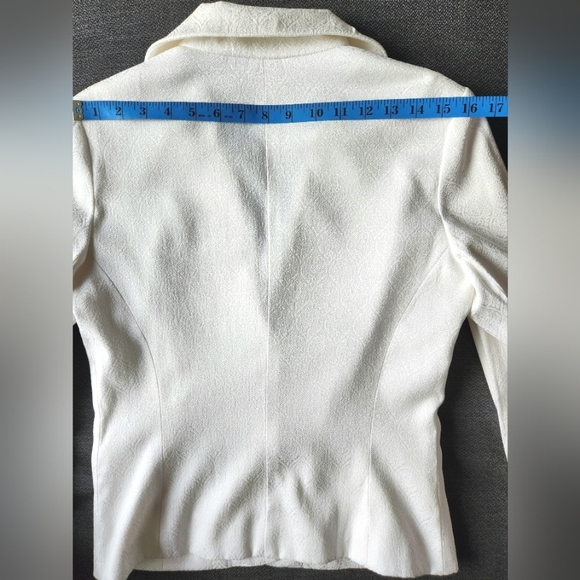 Le Chateau White Brocade Fitted Blazer Faux Pocket Small Made in Canada Vintage - Picture 12 of 16